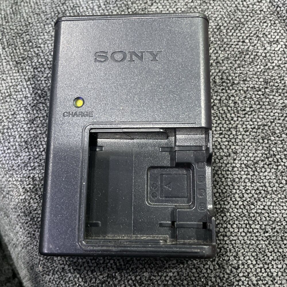GENUINE SONY MODEL No. BC-CSD Battery Charger